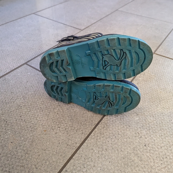 Joules kids blue stripe rain boot, size US 1 - Picture 4 of 6